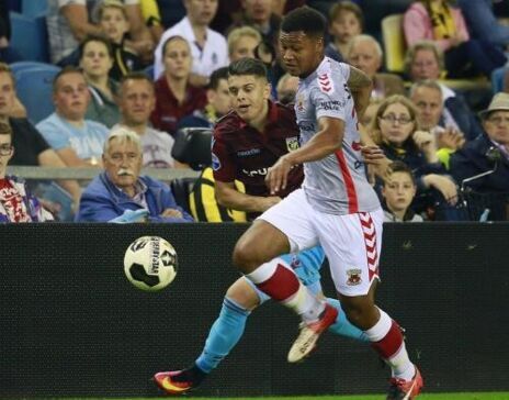 还寄予了他 还寄予了他