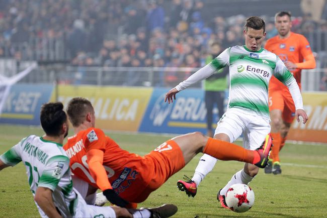 又找回了踢 又找回了踢