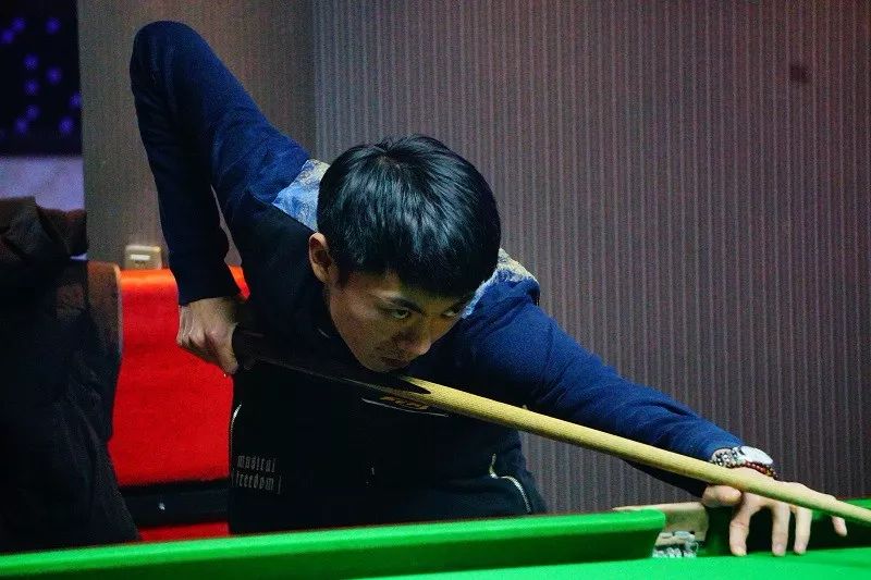 更衣室稳定 更衣室稳定